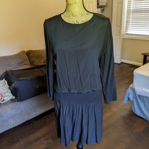 Express size med black dress